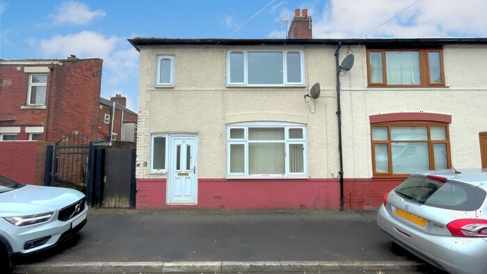 2 Bedroom End Of Terrace House To Rent In Delaware Street, Preston, PR1