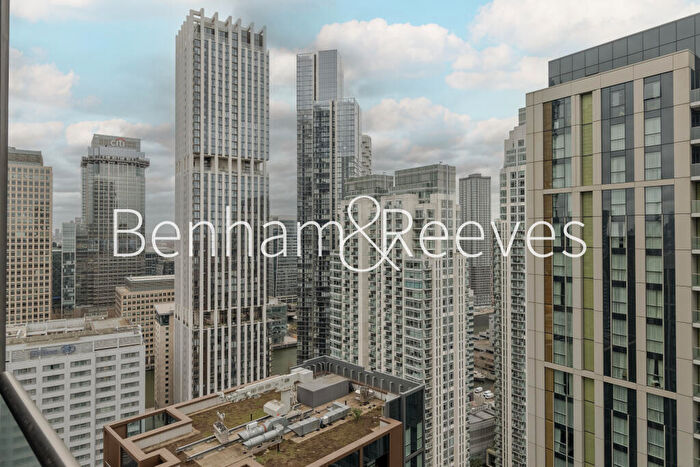 1 Bedroom Apartment To Rent In Maine Tower, Harbour Way, London, E14