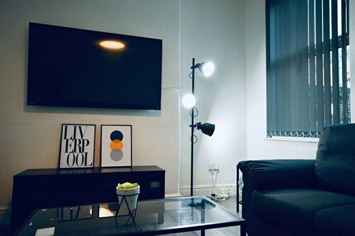 4 Bedroom House To Rent In Tabley Road, Liverpool, L15