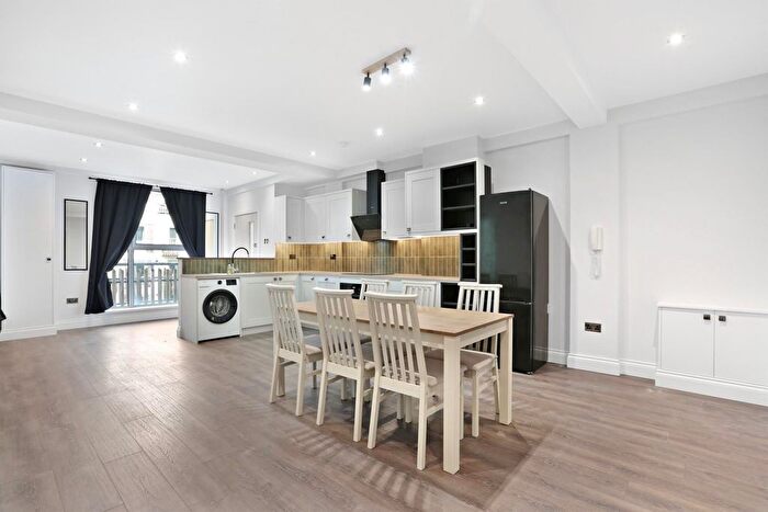 3 Bedroom Flat For Sale In Grosvenor Terrace, London, SE5