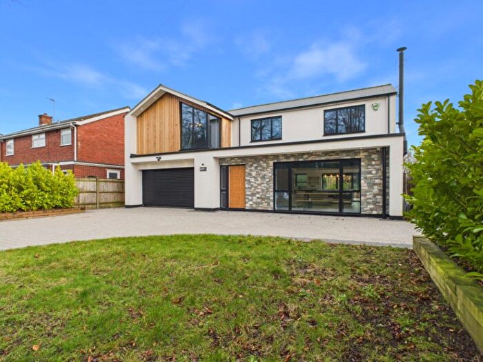 5 Bedroom Detached House For Sale In Gunton Church Lane, Lowestoft, NR32