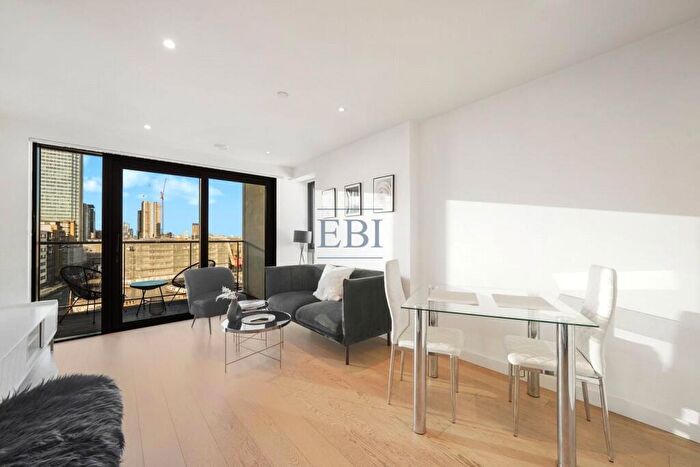 1 Bedroom Apartment For Sale In Horizons Tower, Yabsley Street, Canary Wharf, E14