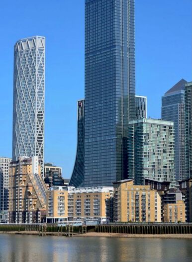 Studio To Rent In Landmark Pinnacle, Marsh Wall, Canary Wharf, South Quay, London, E14
