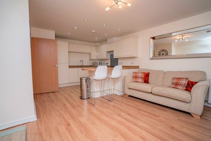 2 Bedroom Flat To Rent In St Peters Square, Aberdeen, AB24