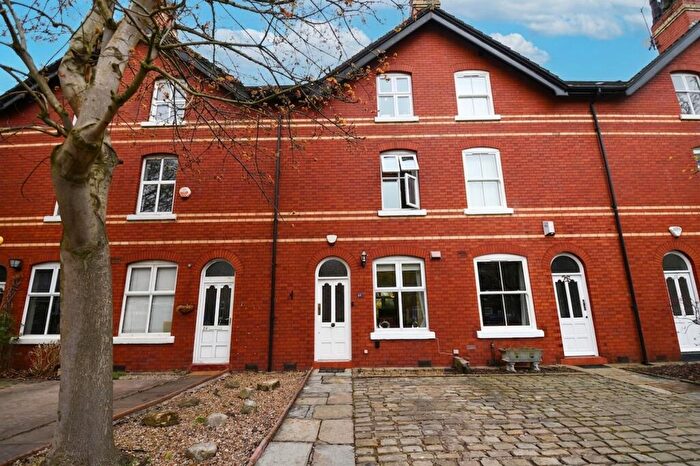 3 Bedroom Terraced House For Sale In Fire Station Square, Salford, M5