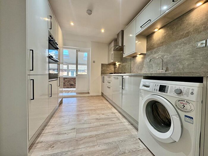 2 Bedroom Apartment To Rent In George Street, Macclesfield, SK11