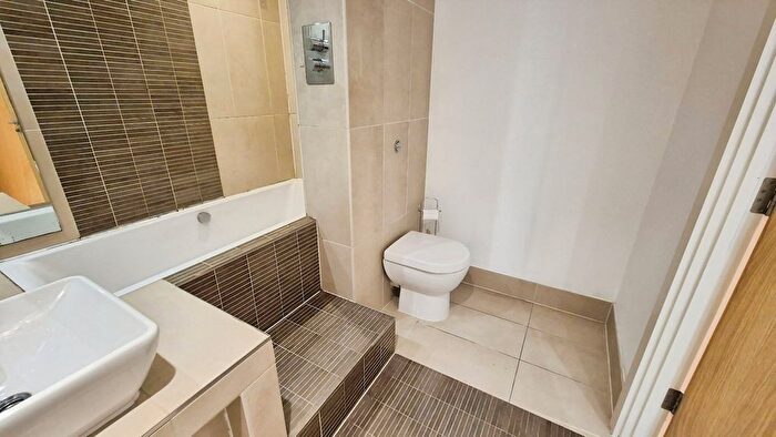 1 Bedroom Flat To Rent In Jefferson Place, Fernie Street, Green Quarter, Manchester, M4