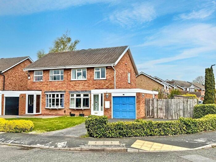 3 Bedroom Semi Detached House For Sale In Overlsey Road, Walmley, Sutton Coldfield, B76