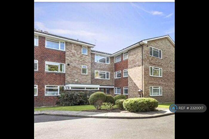 2 Bedroom Flat To Rent In Foxley Court, Sutton, SM2