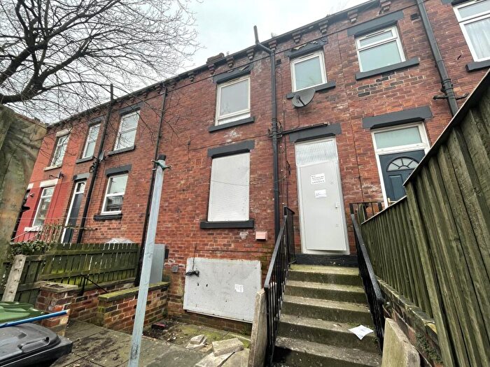 1 Bedroom Terraced House For Sale In Arthington Grove, Leeds, West Yorkshire, LS10