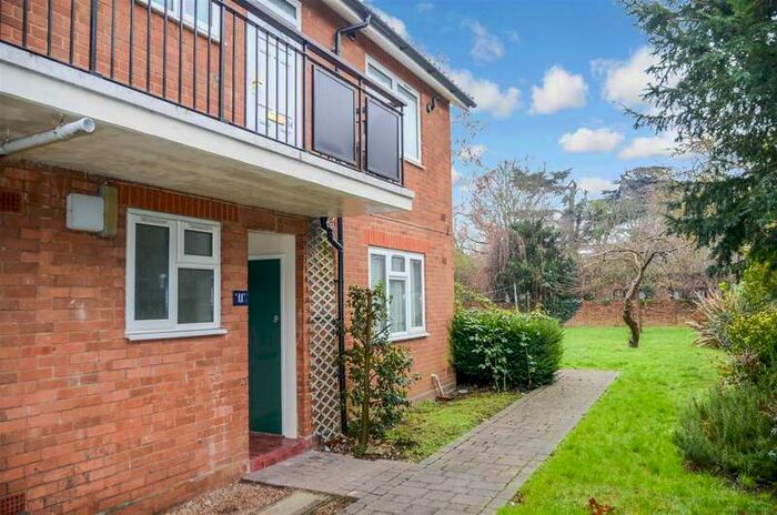 1 Bedroom Property To Rent In Boston Manor Road, Brentford, TW8