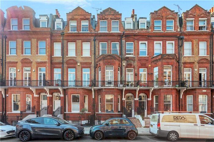 1 Bedroom Flat For Sale In Rosary Gardens, South Kensington, SW7