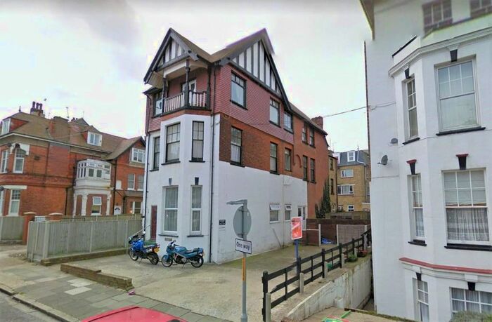 2 Bedroom Flat To Rent In Second Avenue, Cliftonville, Margate, CT9