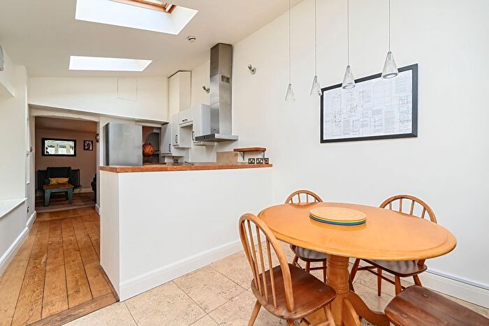 1 Bedroom Flat For Sale In Devonshire Place, Brighton, BN2