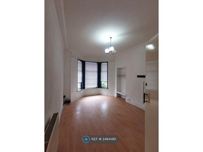 2 Bedroom Flat To Rent In Walker Street, Paisley, PA1