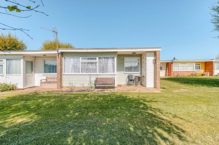 2 Bedroom Chalet For Sale In Newport Road, Hemsby, NR29