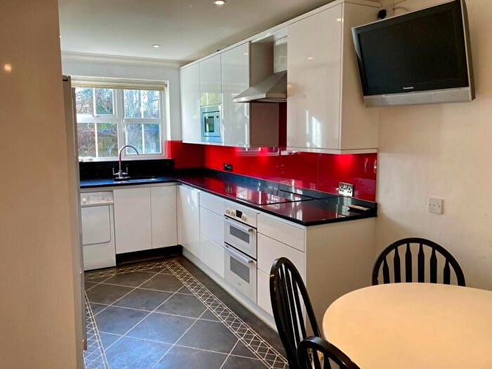 2 Bedroom Apartment To Rent In Rushams Road, Horsham, RH12