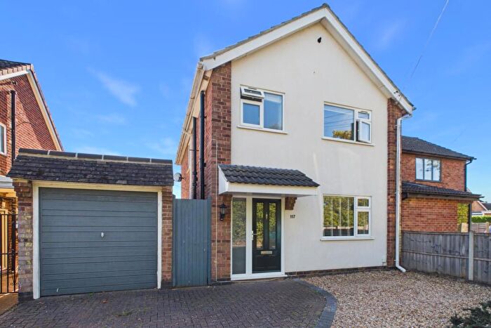 3 Bedroom Semi-Detached House For Sale In Casterton Road, Stamford, Lincolnshire, PE9
