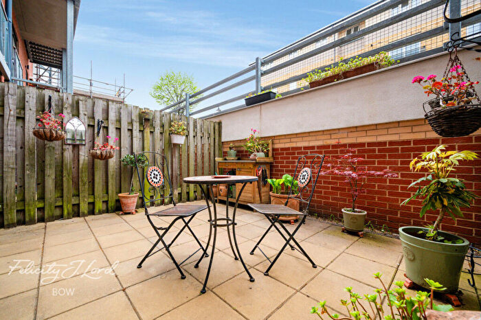 1 Bedroom Apartment For Sale In Ordell Road, London, E3