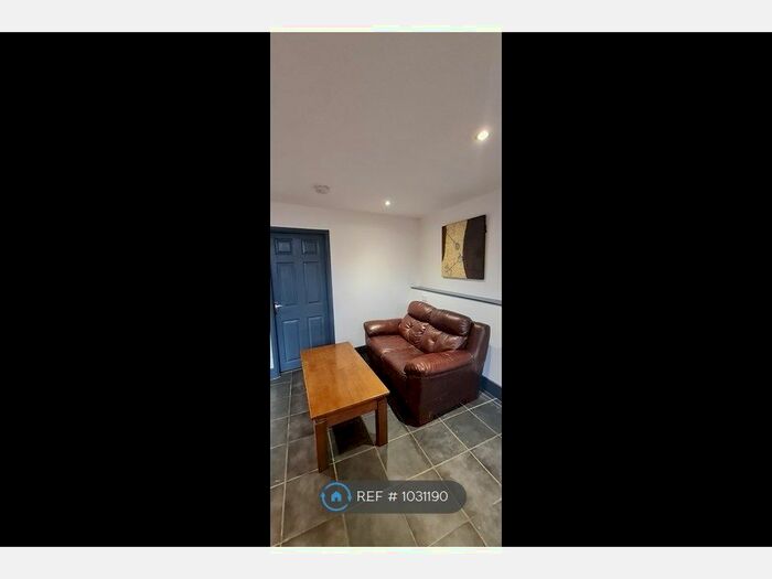 1 Bedroom Flat To Rent In Corporation Building, Sheffield, S3