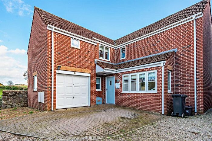 4 Bedroom Detached House For Sale In Hollowmead, Claverham, Bristol, BS49