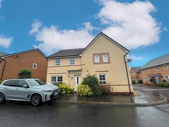 3 Bedroom Detached House To Rent In James Prosser Way, Llantarnam, Cwmbran, NP44