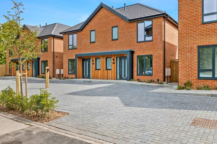 3 Bedroom Semi-Detached House For Sale In Ref: Sb - Reigate Road, Hookwood, RH6