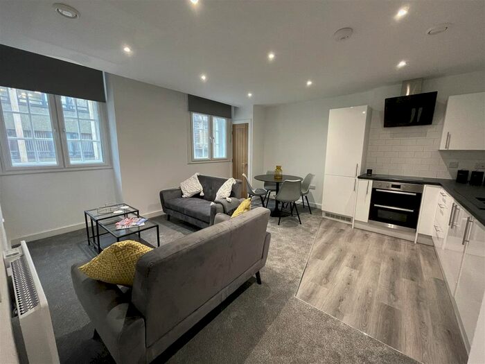 2 Bedroom Flat To Rent In Middleton Chambers, Lowgate, Hull, HU1