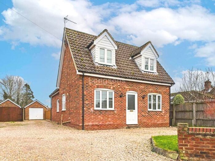 3 Bedroom Detached House For Sale In Whitsands Road, Swaffham, PE37