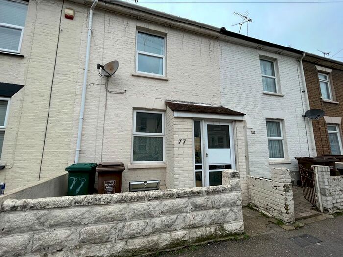 3 Bedroom Terraced House To Rent In Victoria Street, Gillingham, ME7