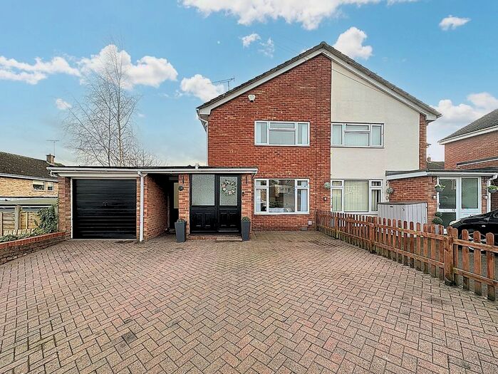 4 Bedroom Semi-Detached House For Sale In Ashfields Road, Shrewsbury, Shropshire, SY1