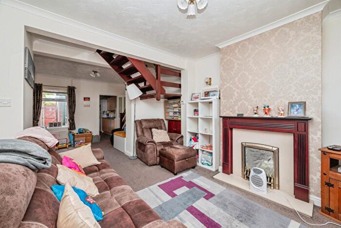 3 Bedroom Terraced House For Sale In Palgrave Road, Great Yarmouth, NR30