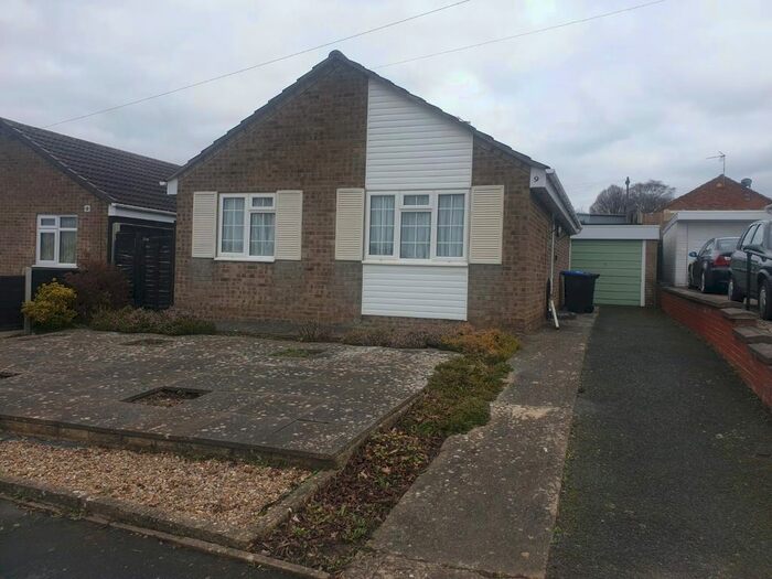 2 Bedroom Bungalow To Rent In Stackley Road, Leicester, LE8