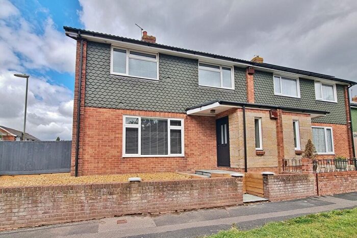 4 Bedroom Semi-Detached House For Sale In Great Copse Drive, Leigh Park, PO9