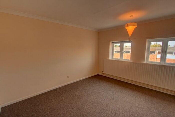 3 Bedroom Flat To Rent In Leicester Road, Wigston, LE18