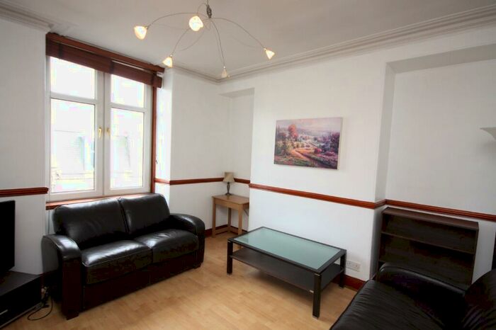 1 Bedroom Flat To Rent In Wallfield Place, Rosemount, Aberdeen, AB25