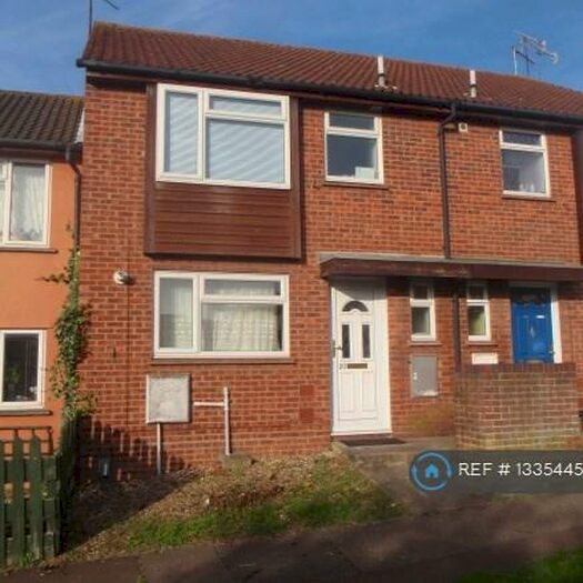 4 Bedroom Terraced House To Rent In Penrice Close, Colchester, CO4