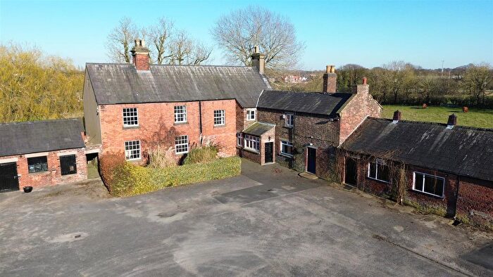 7 Bedroom Farmhouse For Sale In Dairy Farm Road, Rainford, St. Helens, WA11