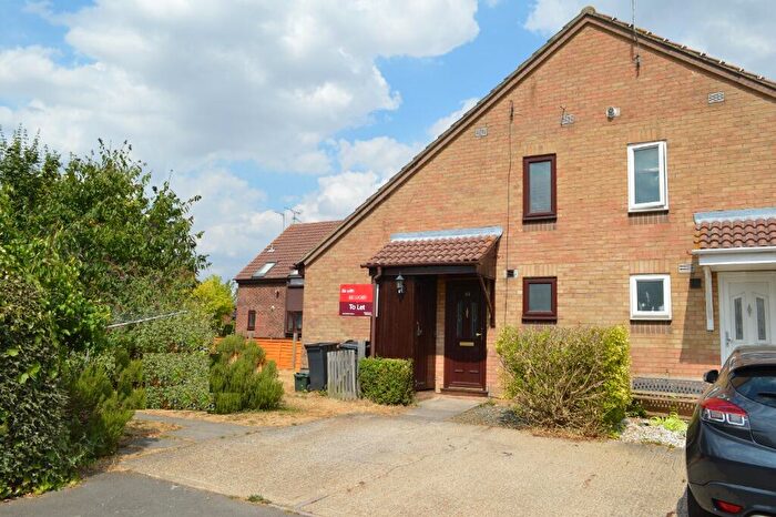 1 Bedroom End Of Terrace House To Rent In Bouchers Mead, Springfield, CM1