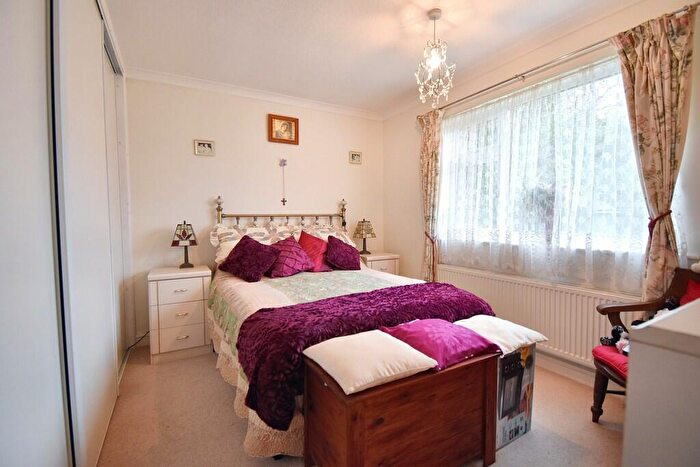 2 Bedroom Detached Bungalow For Sale In Eastgate, Louth, LN11
