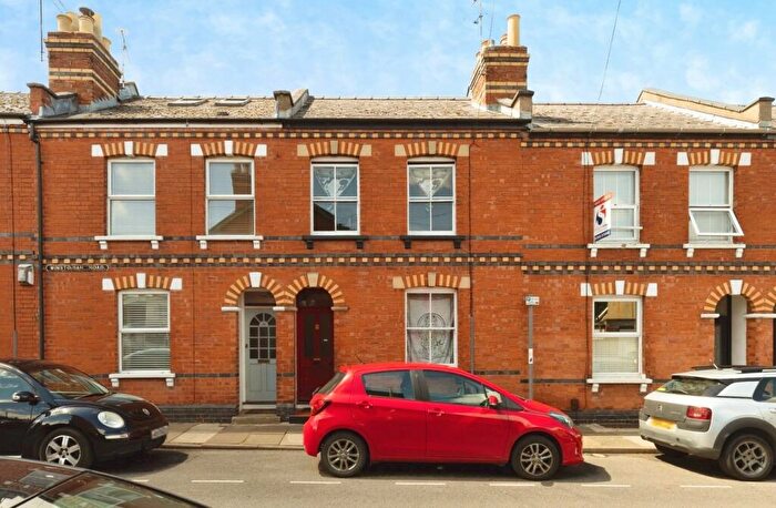 2 Bedroom Terraced House For Sale In Winstonian Road, Cheltenham, GL52