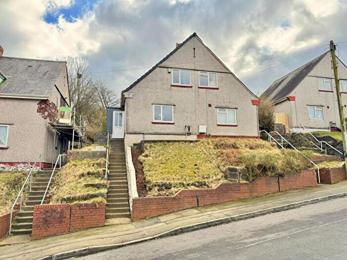 2 Bedroom Semi-Detached House For Sale In Elphin Crescent, Townhill, Swansea, City And County Of Swansea., SA1