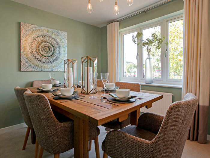 4 Bedroom Detached House For Sale In Mill Gardens, Cullompton, Devon, EX15