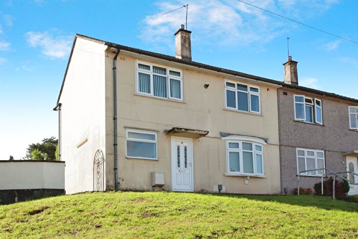 3 Bedroom Semi-Detached House For Sale In Pillmawr Circle, Newport, NP20