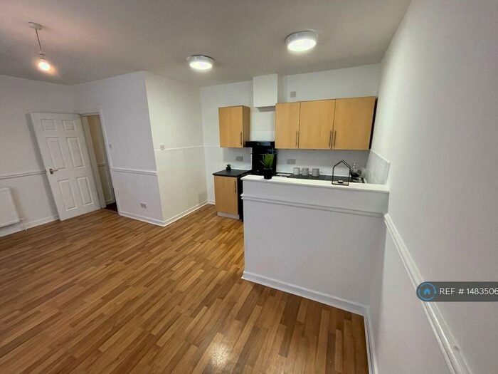 1 Bedroom Flat To Rent In Merton Road, Bootle, L20