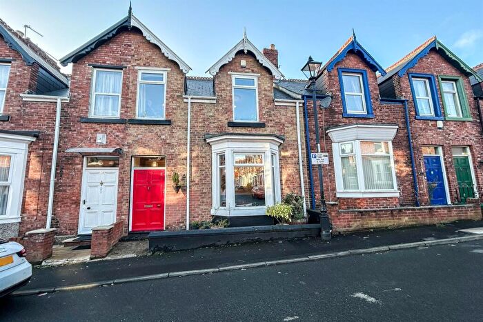 3 Bedroom Terraced House For Sale In Lorne Terrace, Sunderland, SR2