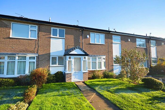 3 Bedroom Terraced House To Rent In Derbyshire Road South, Sale, M33