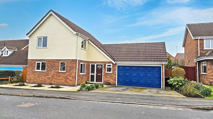 4 Bedroom Detached House For Sale In Pulford Drive, Thurnby, LE7