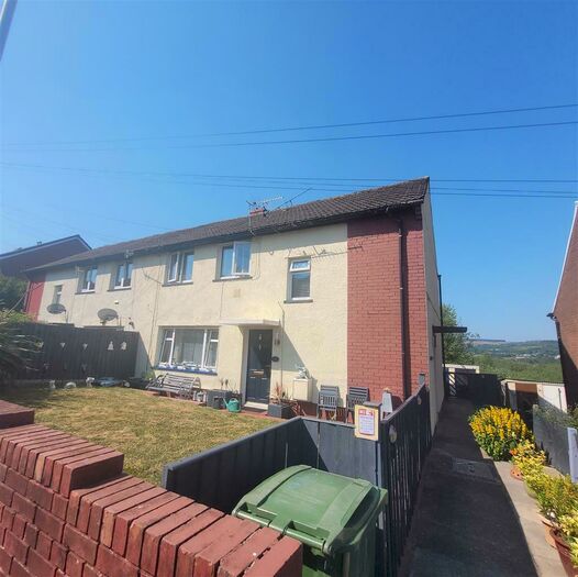 1 Bedroom Flat To Rent In Maesgwyn, Aberdare, CF44
