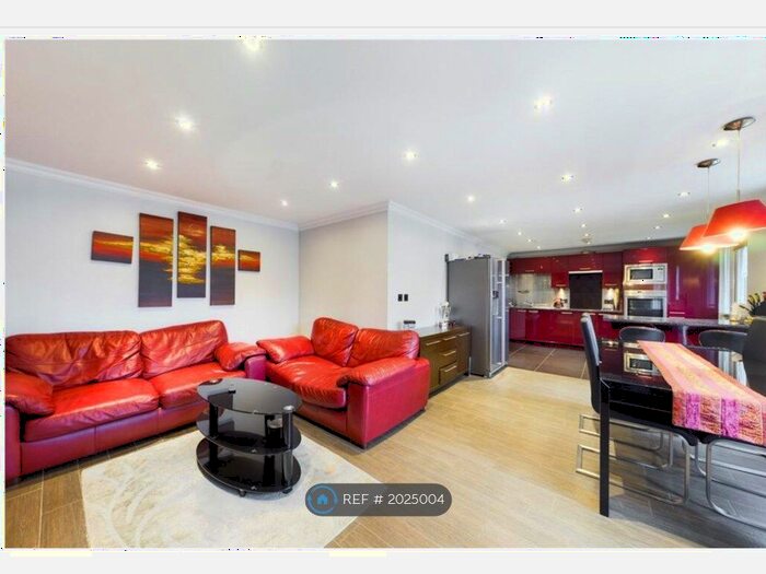 4 Bedroom Semi-Detached House To Rent In Morrison Court, Crawley, RH11